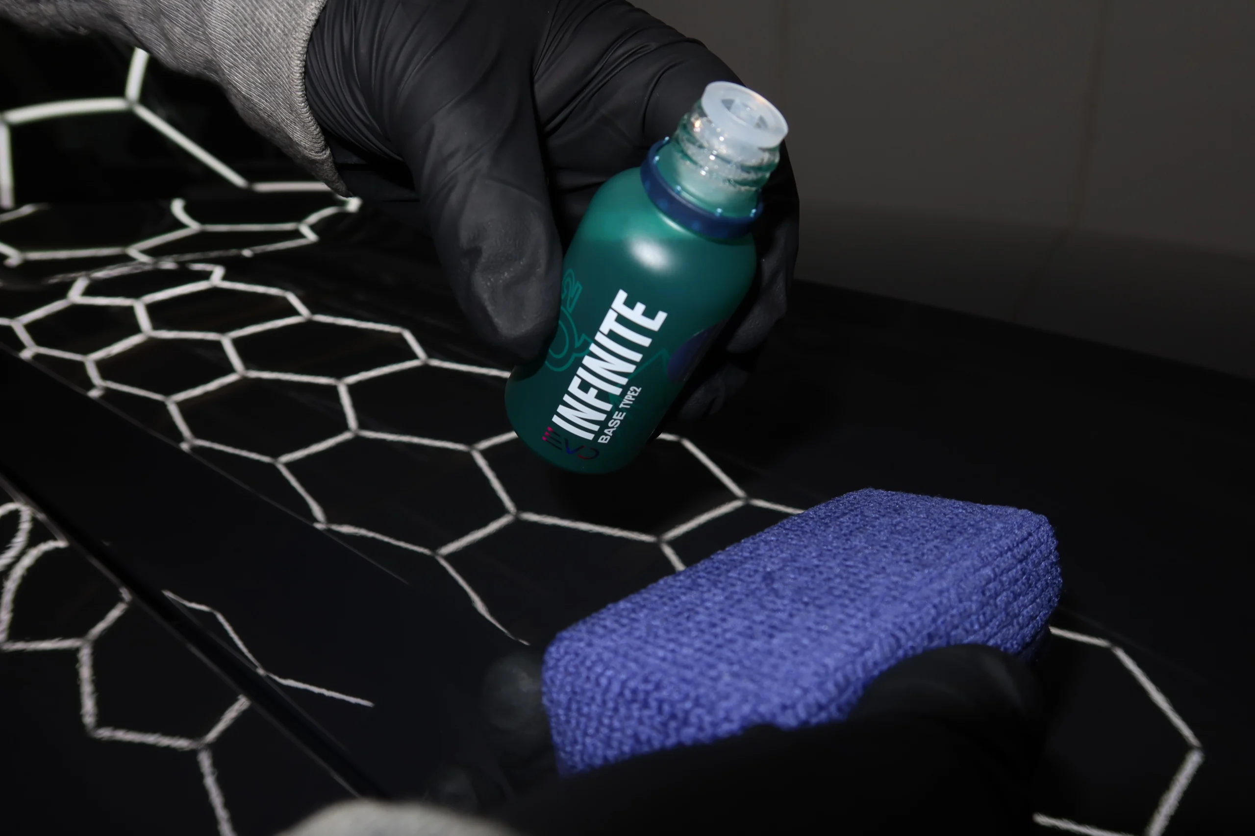 Bouteille GYEON Q² Infinite Base Type 1 utilisée par Psycho Detailing